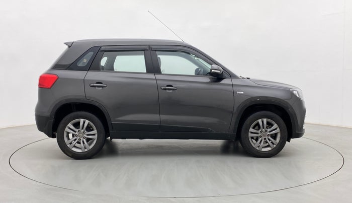 2016 Maruti Vitara Brezza ZDI PLUS, Diesel, Manual, 68,847 km, Right Side View