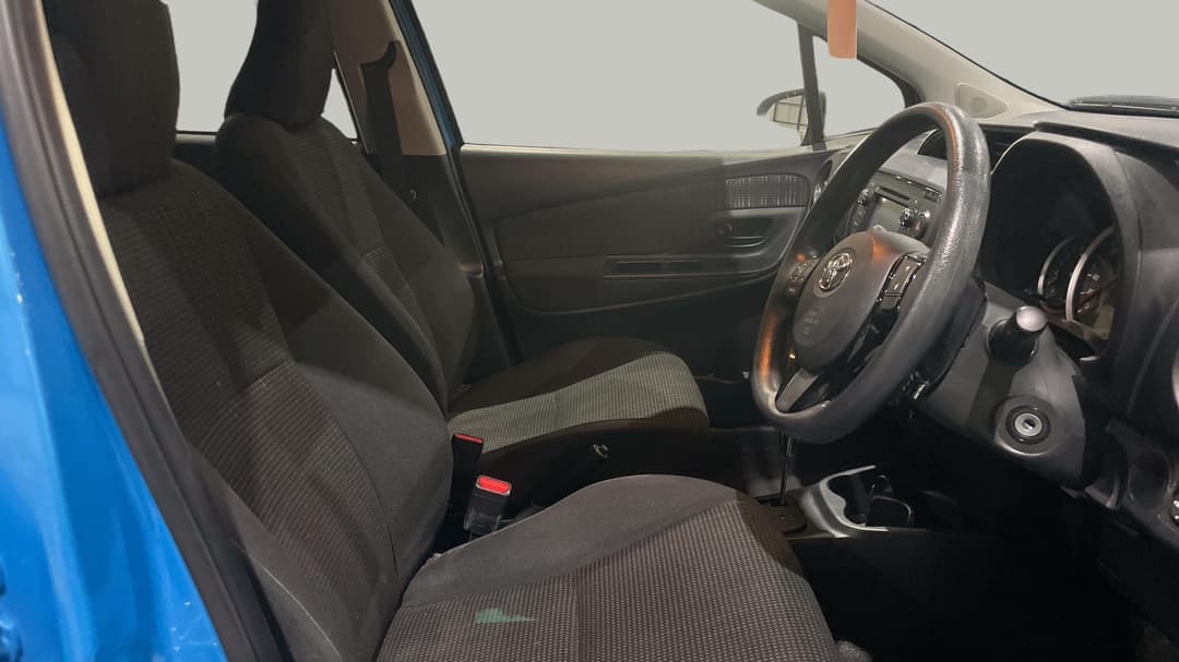 2018 Toyota Yaris Ascent, Automatic, 40721 km, Right Side Front Door Cabin View