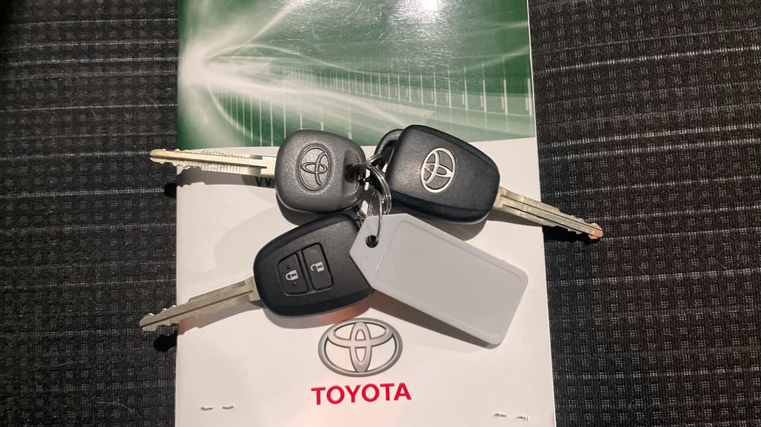 2018 Toyota Yaris Ascent, Automatic, 40721 km, Key Close-up