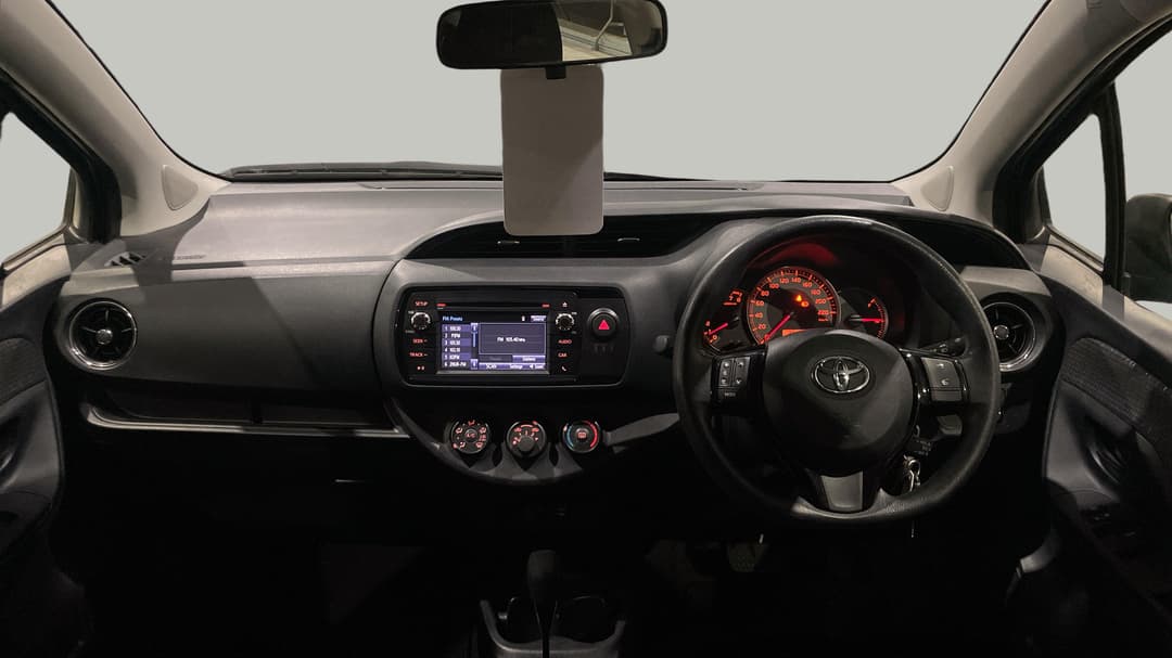 2018 Toyota Yaris Ascent, Automatic, 40721 km, Dashboard View