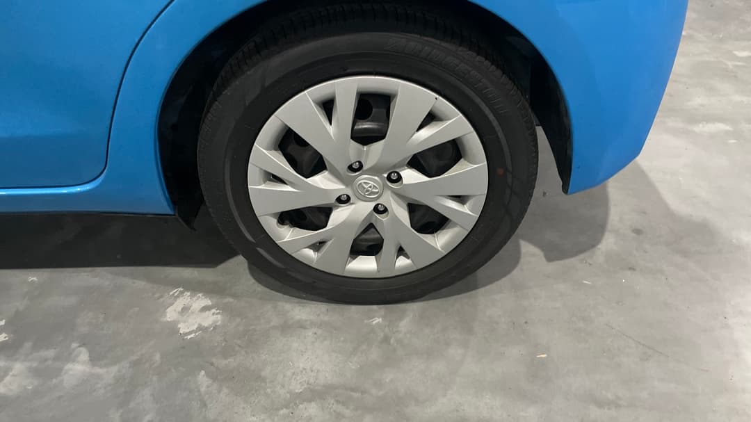 2018 Toyota Yaris Ascent, Automatic, 40721 km, Left Rear Wheel