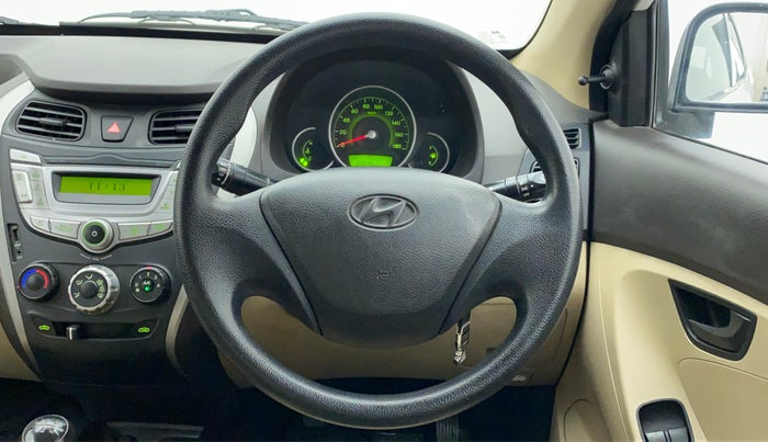2015 Hyundai Eon MAGNA PLUS, Petrol, Manual, 38,231 km, Steering Wheel Close Up
