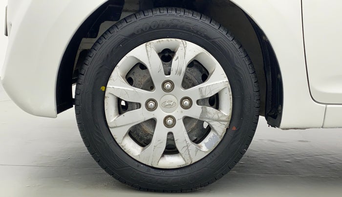 2015 Hyundai Eon MAGNA PLUS, Petrol, Manual, 38,231 km, Left Front Wheel