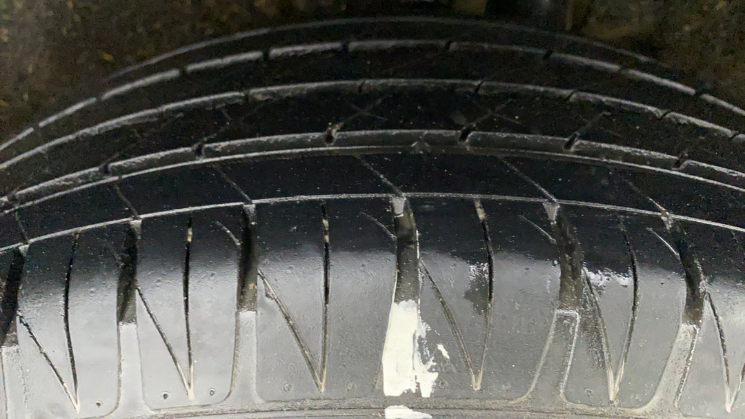 Left Rear Tyre Tread