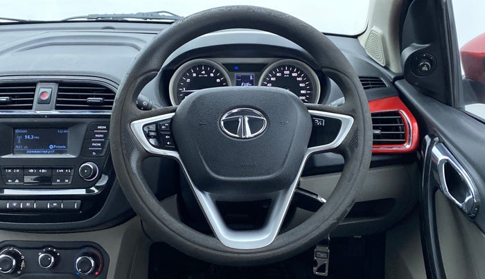 2017 Tata Tiago XZ 1.2 REVOTRON, Petrol, Manual, 90,502 km, Steering Wheel Close Up