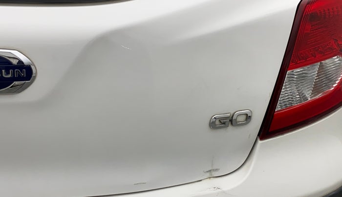 2014 Datsun Go T, Petrol, Manual, 22,272 km, Dicky (Boot door) - Slightly dented