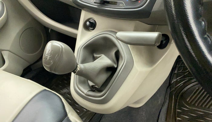 2014 Datsun Go T, Petrol, Manual, 22,272 km, Gear Lever