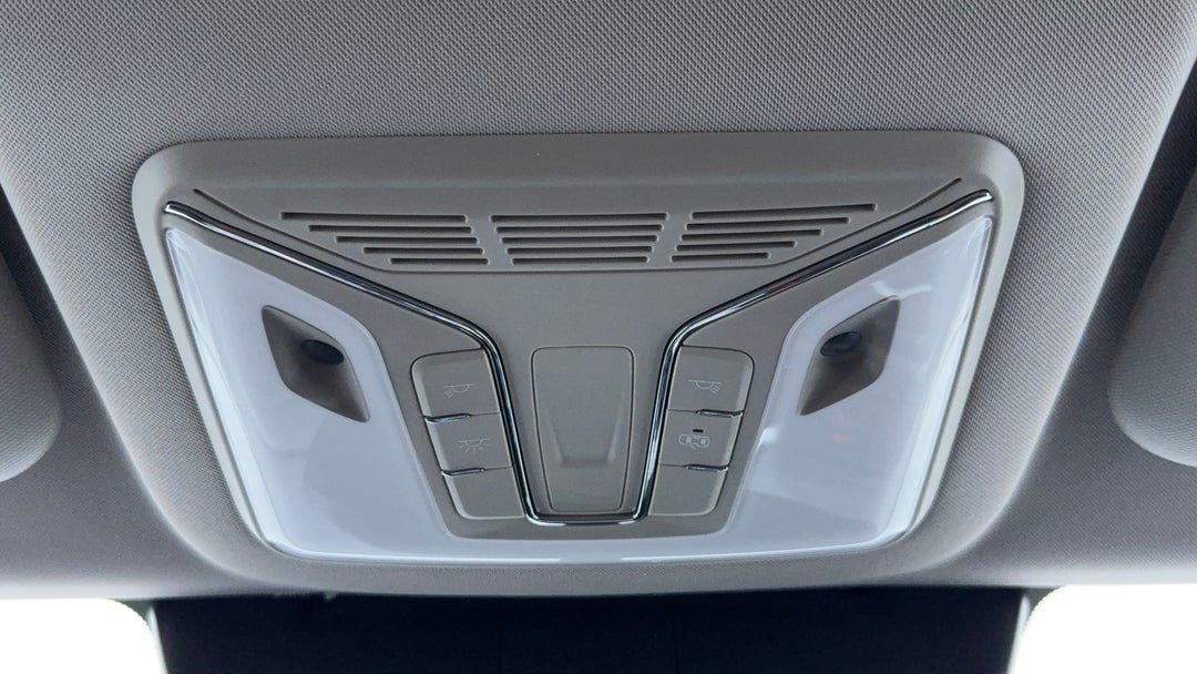 On-Roof Controls/Sunglass holder