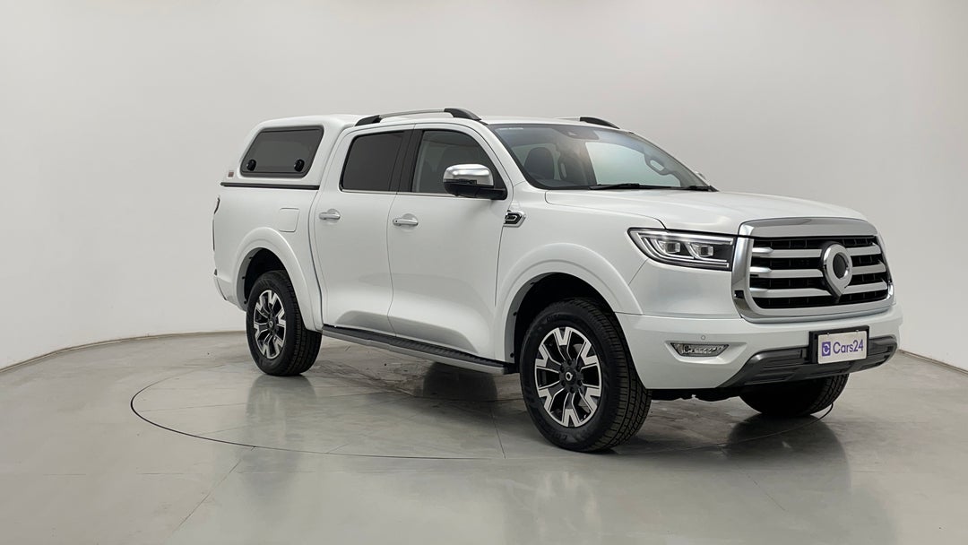 Right Front Diagonal (45- Degree) View