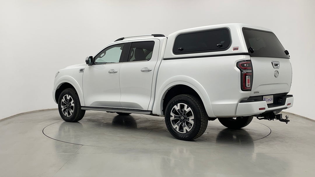 Left Back Diagonal (45- Degree) View