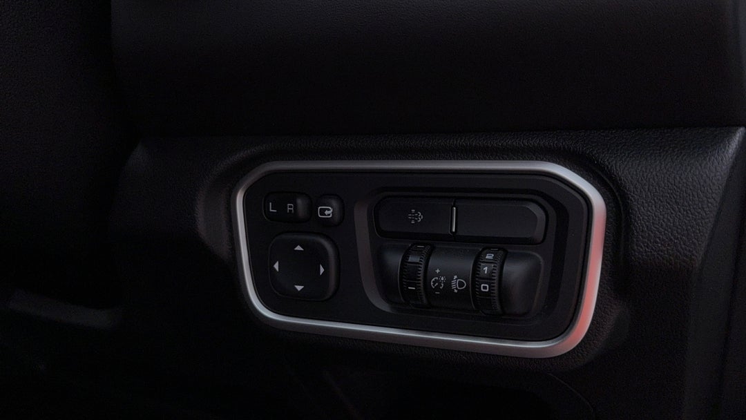 Utility Switches/Buttons