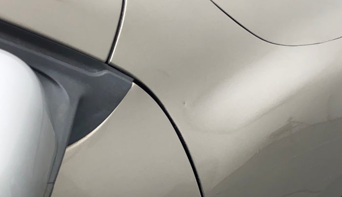 2016 Renault Kwid 1.0 RXT, Petrol, Manual, 44,456 km, Right fender - Slightly dented