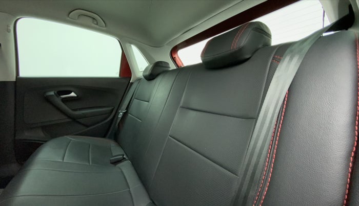 2020 Volkswagen Polo HIGHLINE PLUS 1.0 TSI MT, Petrol, Manual, 27,313 km, Right Side Rear Door Cabin
