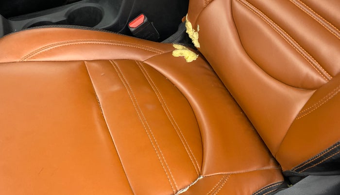 2018 Hyundai Creta SX 1.6 DIESEL, Diesel, Manual, 62,126 km, Front left seat (passenger seat) - Cover slightly torn