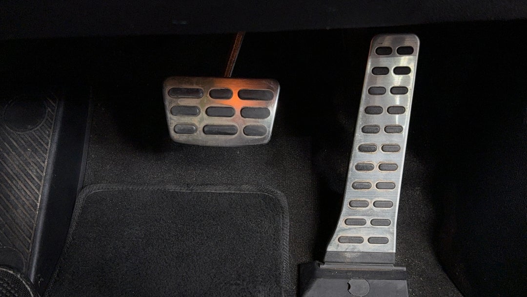 Pedals and Footmat