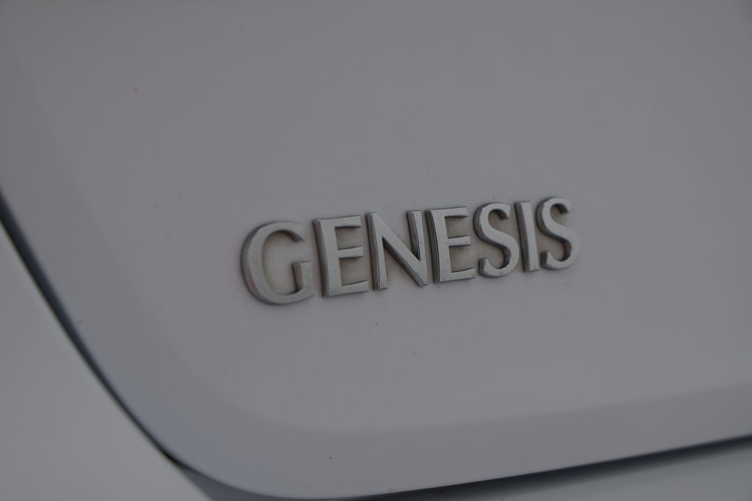 2015 Hyundai Genesis Genesis, Automatic, 117103 km, Badge (Boot Left Side)