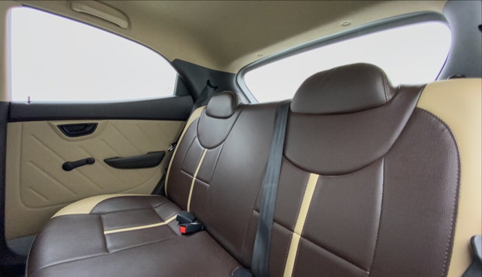 2012 Hyundai Eon D LITE PLUS, Petrol, Manual, 26,678 km, Right Side Rear Door Cabin