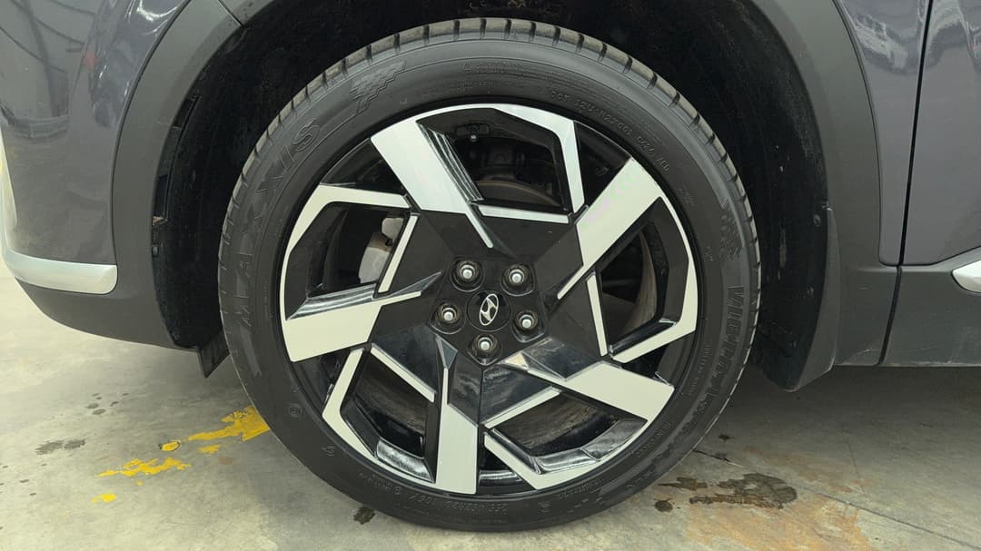 2022 Hyundai Santa Fe Elite Crdi (AWD), Automatic, 103749 km, Left Front Wheel