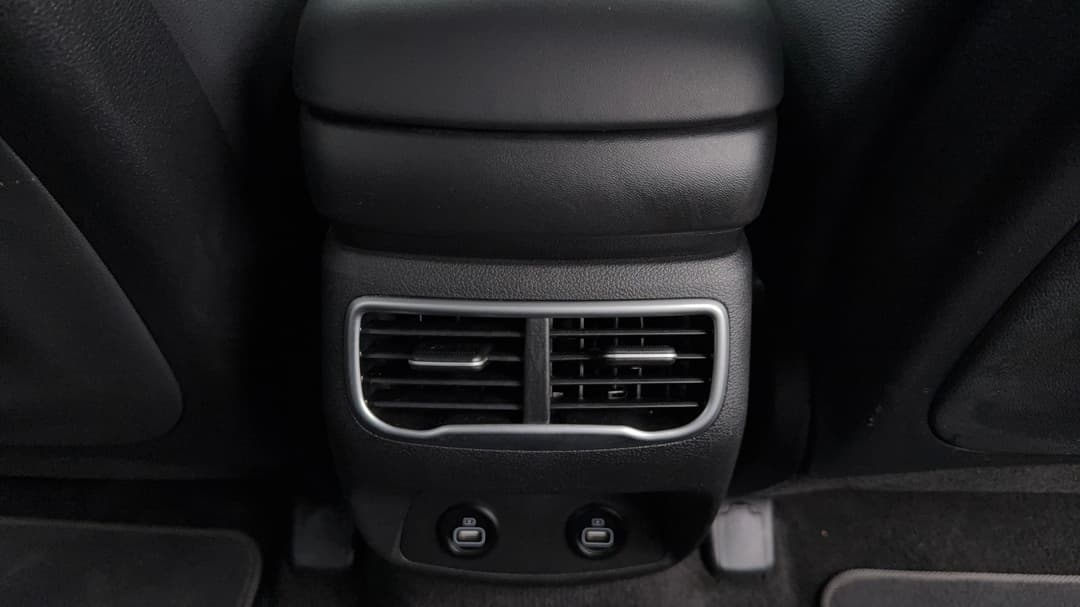 2022 Hyundai Santa Fe Elite Crdi (AWD), Automatic, 103749 km, Rear A/C Vent