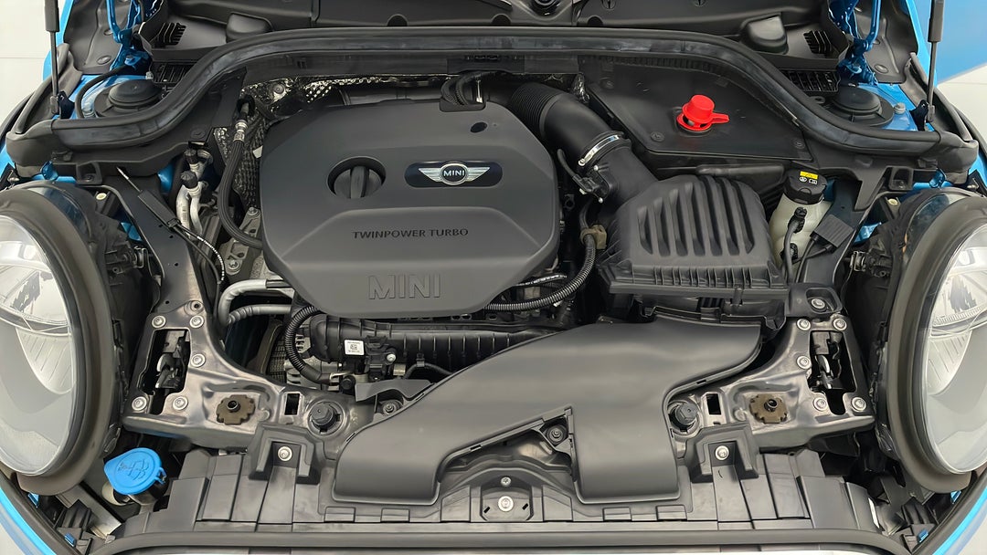 Open Bonnet (Engine)