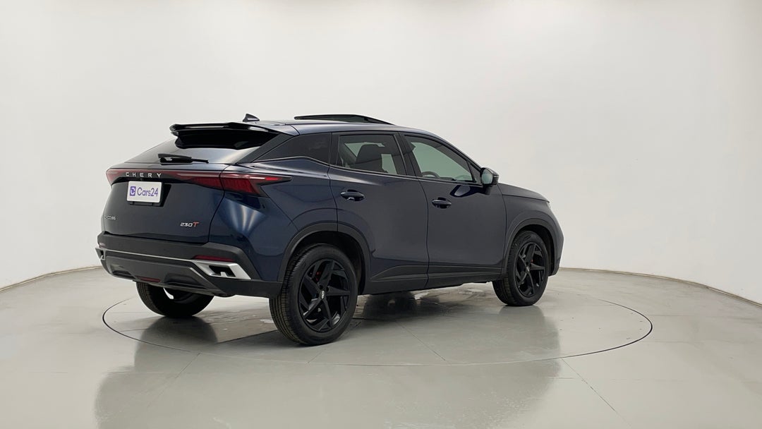 Right Back Diagonal (45- Degree) View