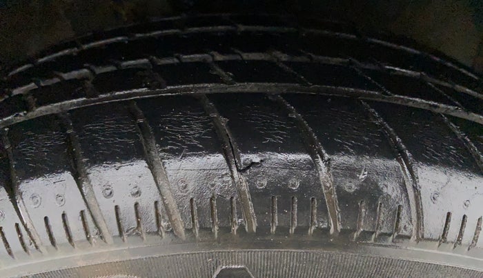 2018 Maruti Celerio X Vxi, Petrol, Manual, 35,246 km, Right Front Tyre Tread