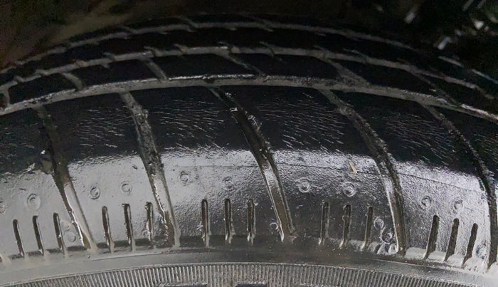 2018 Maruti Celerio X Vxi, Petrol, Manual, 35,246 km, Right Rear Tyre Tread