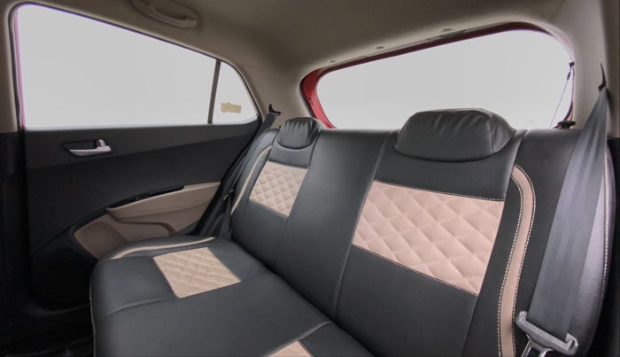 2017 Hyundai Grand i10 SPORTZ (O) 1.2 AT VTVT, Petrol, Automatic, 9,785 km, Right Side Rear Door Cabin