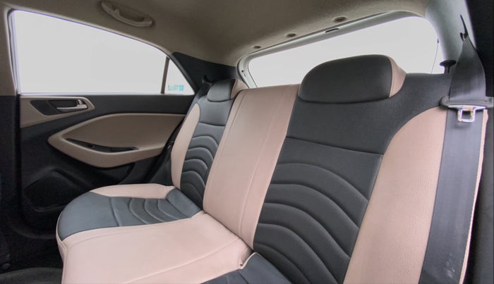 2014 Hyundai Elite i20 MAGNA 1.2, Petrol, Manual, 36,987 km, Right Side Rear Door Cabin