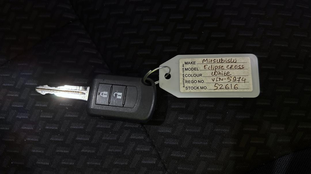 2024 Mitsubishi Eclipse Cross Es (2WD), Automatic, 32180 km, Key Close-up