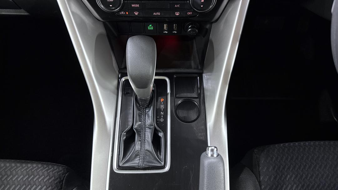 2024 Mitsubishi Eclipse Cross Es (2WD), Automatic, 32180 km, Gear Lever 