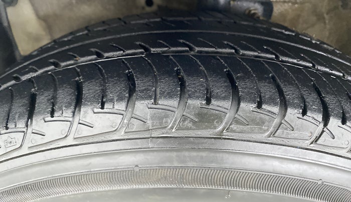 2019 Maruti Celerio VXI d, Petrol, Manual, 16,268 km, Left Front Tyre Tread