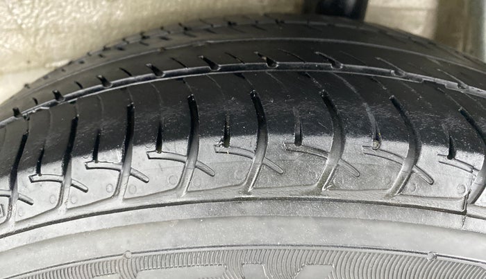 2019 Maruti Celerio VXI d, Petrol, Manual, 16,268 km, Left Rear Tyre Tread