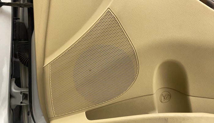 2014 Hyundai Verna FLUIDIC 1.6 VTVT SX AT, Petrol, Automatic, 55,030 km, Speaker