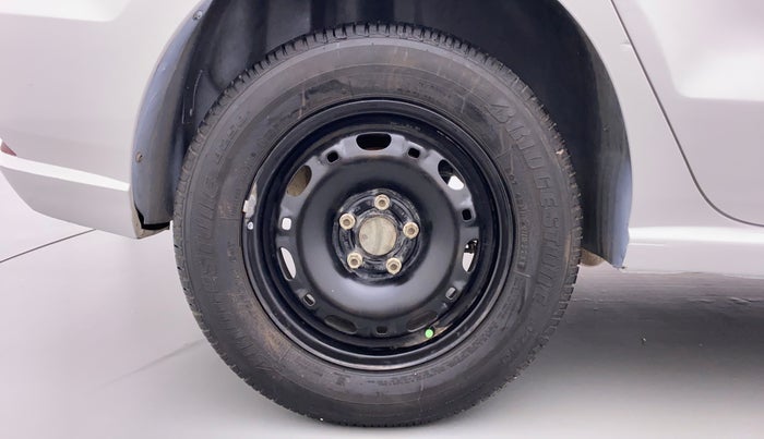 2019 Volkswagen Ameo Trendline 1.0, Petrol, Manual, 77,643 km, Right Rear Wheel