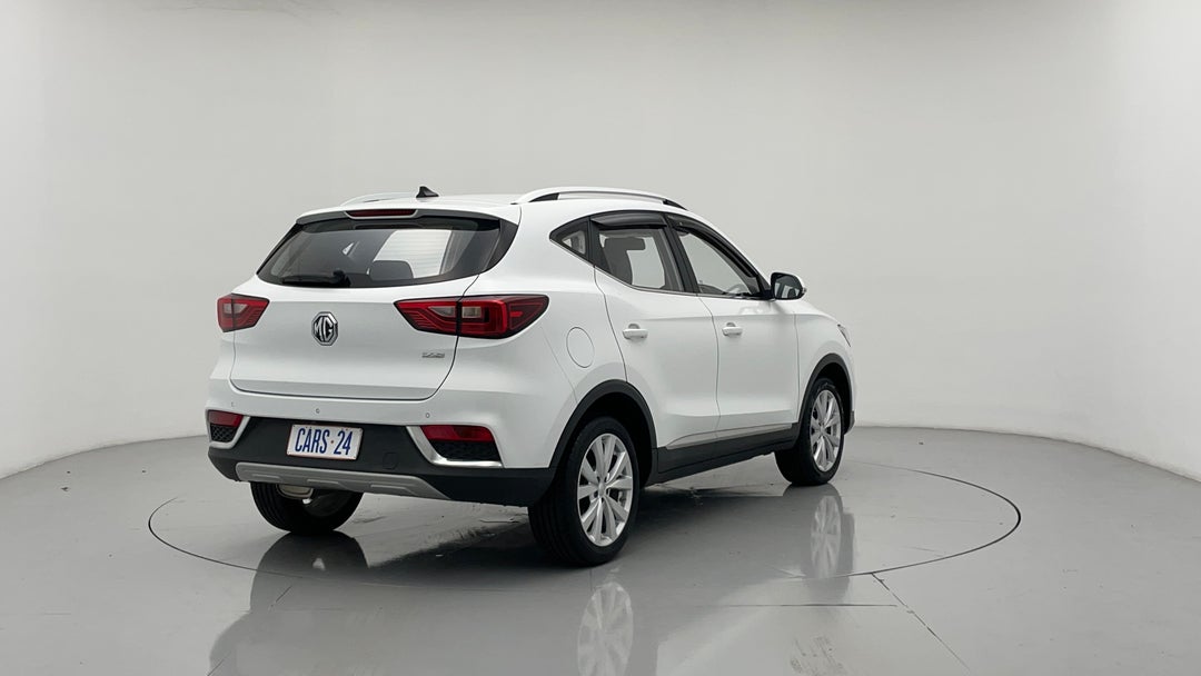 Right Back Diagonal (45- Degree) View