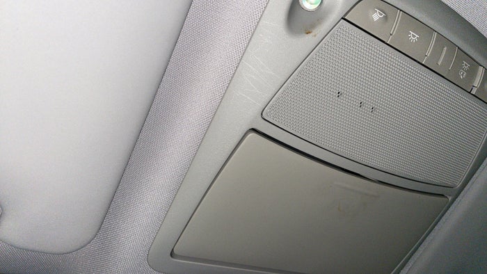 NISSAN X TRAIL-Ceiling Scratch