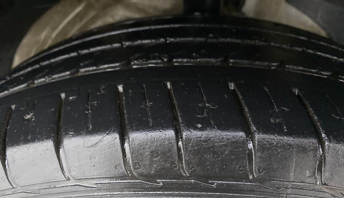 2019 MG HECTOR SHARP 2.0 DIESEL, Diesel, Manual, 56,040 km, Right Front Tyre Tread