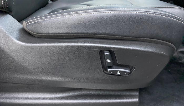 2019 MG HECTOR SHARP 2.0 DIESEL, Diesel, Manual, 56,040 km, Driver Side Adjustment Panel