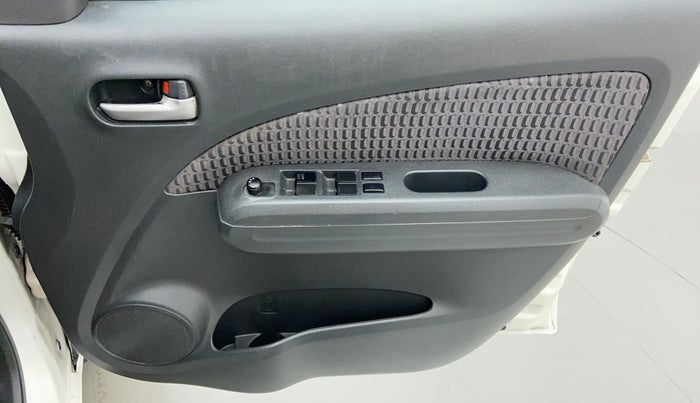 2014 Maruti Ritz ZXI, Petrol, Manual, 60,259 km, Driver Side Door Panels Control