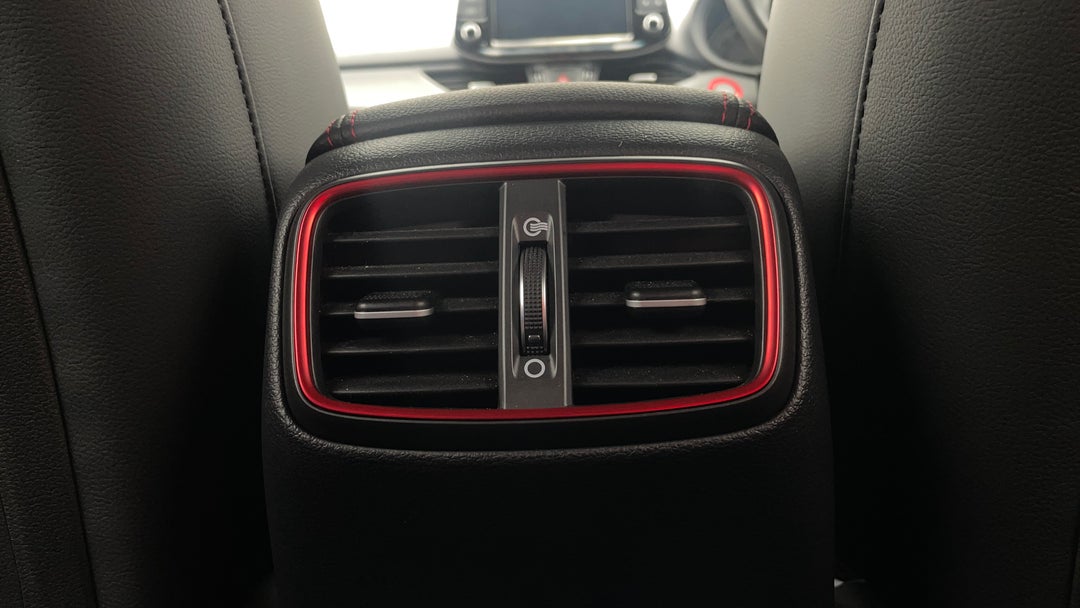 Rear A/C Vent