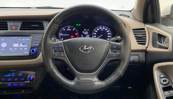 2017 Hyundai Elite i20 1.4 CRDI ASTA (O), Diesel, Manual, 1,01,363 km, Steering Wheel
