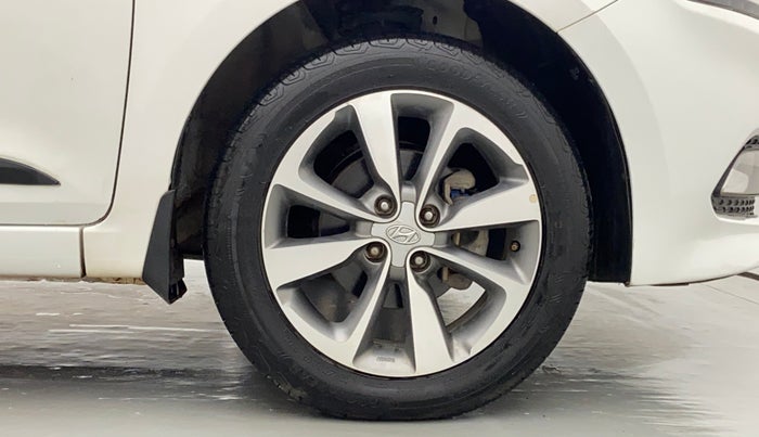 2017 Hyundai Elite i20 1.4 CRDI ASTA (O), Diesel, Manual, 1,01,363 km, Right Front Wheel