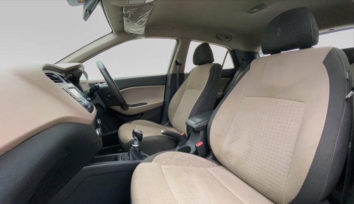 2017 Hyundai Elite i20 1.4 CRDI ASTA (O), Diesel, Manual, 1,01,363 km, Right Side Front Door Cabin View