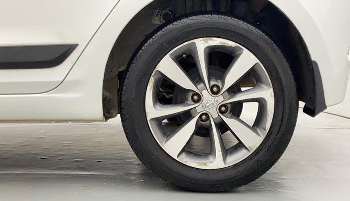 2017 Hyundai Elite i20 1.4 CRDI ASTA (O), Diesel, Manual, 1,01,363 km, Left Rear Wheel