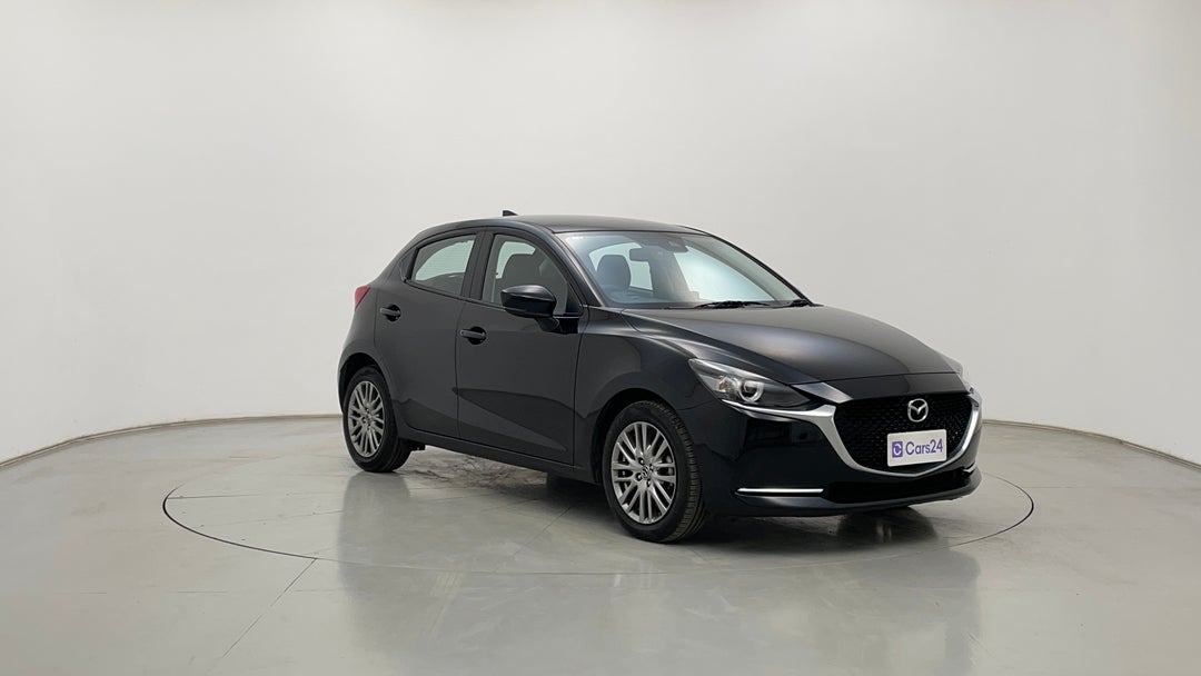 Right Front Diagonal (45- Degree) View