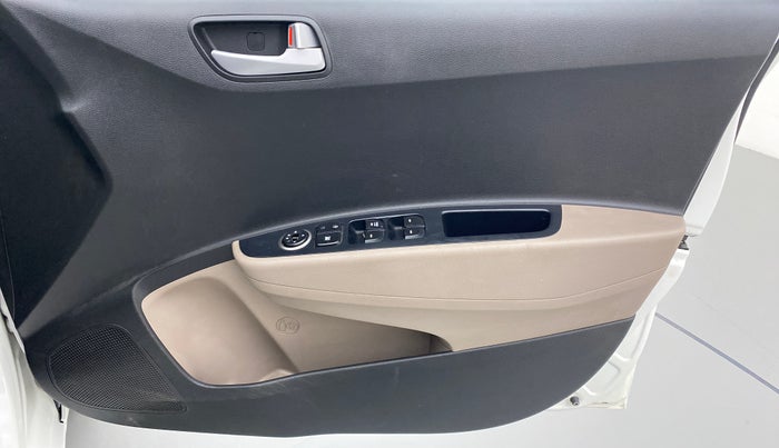 2017 Hyundai Grand i10 SPORTZ 1.2 KAPPA VTVT, Petrol, Manual, 13,765 km, Driver Side Door Panels Control