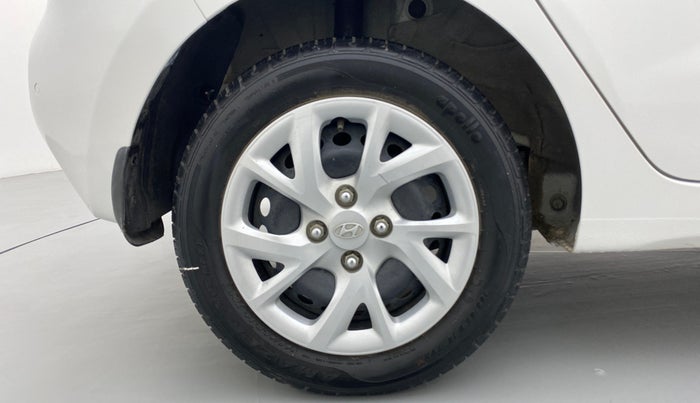 2017 Hyundai Grand i10 SPORTZ 1.2 KAPPA VTVT, Petrol, Manual, 13,765 km, Right Rear Wheel