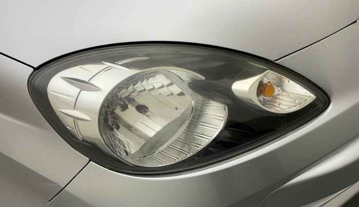 2013 Honda Amaze 1.2L I-VTEC S, Petrol, Manual, 42,690 km, Right headlight - Minor scratches