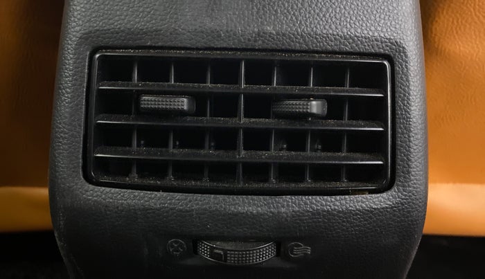 2016 Hyundai Elite i20 ASTA 1.2 (O), Petrol, Manual, 51,903 km, Rear AC Vents